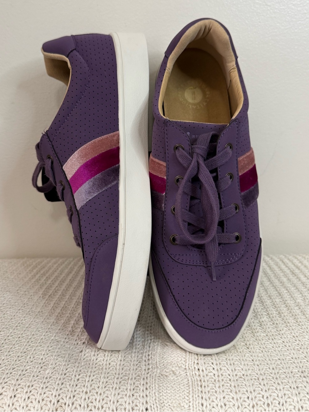 Revitalign orthotic Purple SuedeVelvet Stripe Lace-Up Sneakers size 12